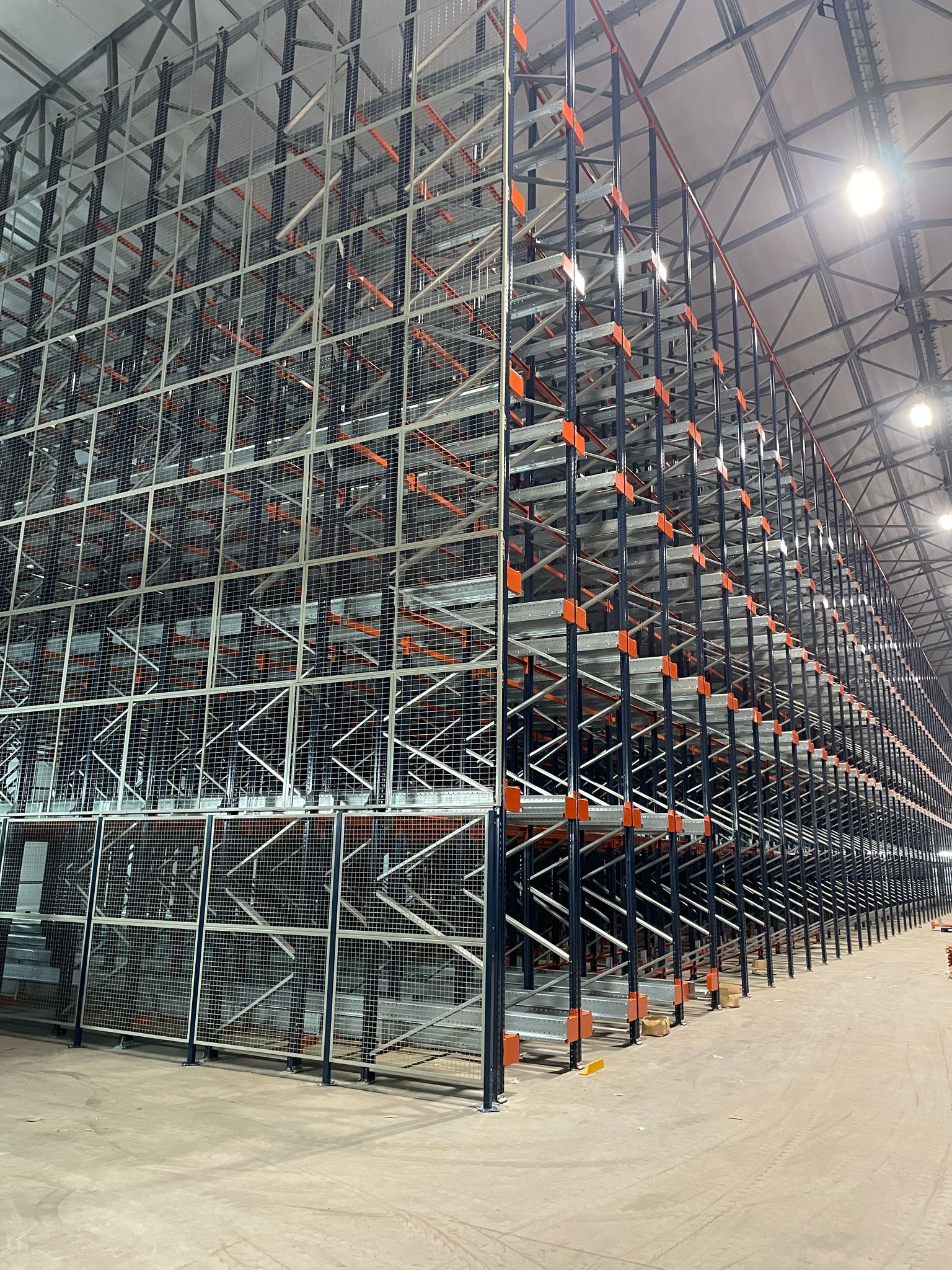 Shuttle regály — výška systému